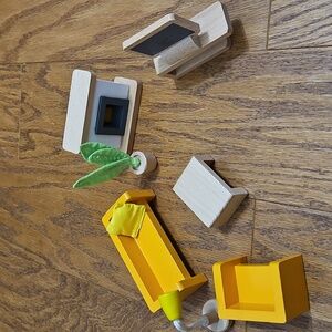 Hape Wooden DollHouse Furniture Media Room Set / Family Room Set